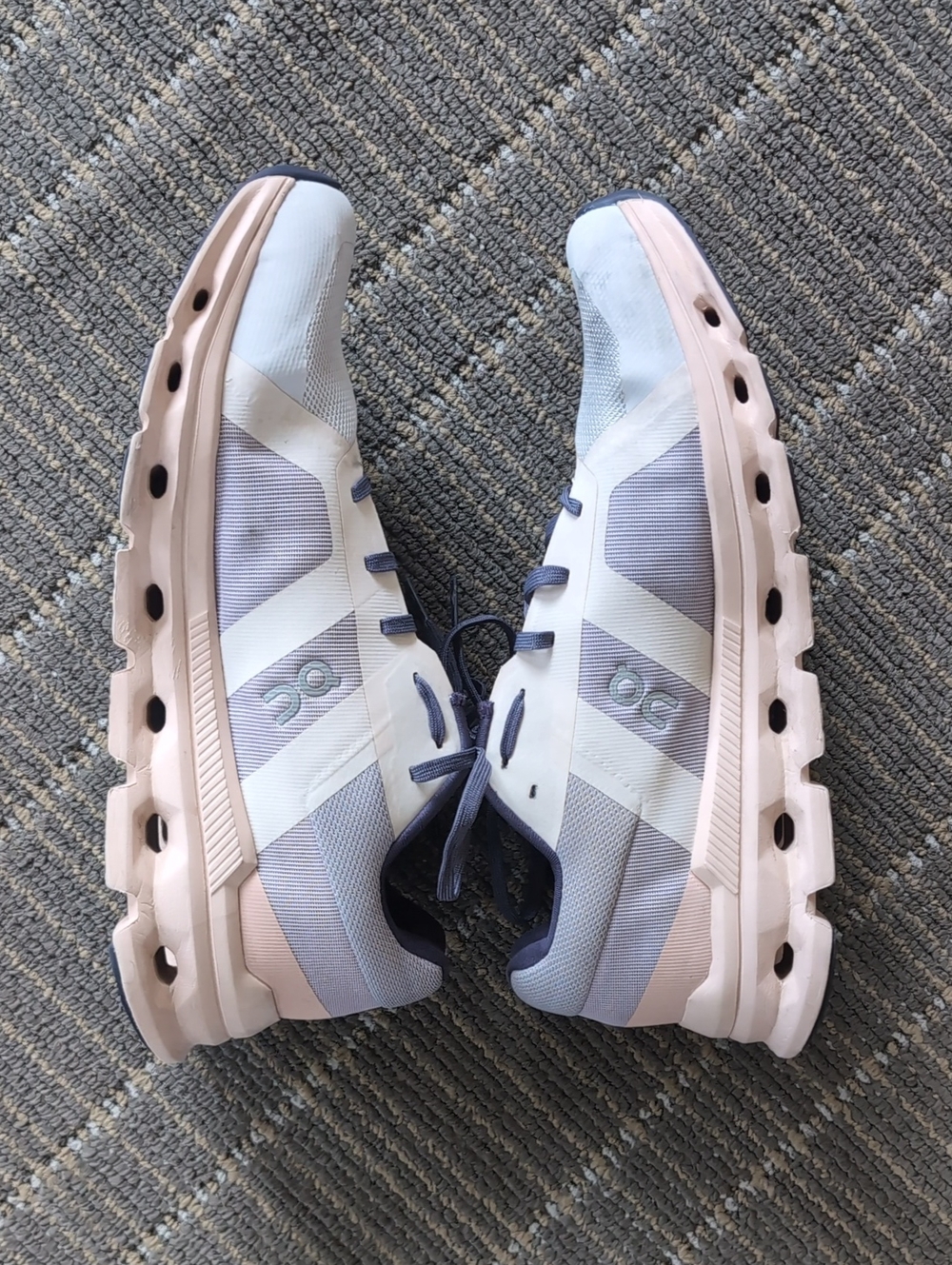 On Running Cloudswift Running Shoes - Light Gray & Pale Pink US W11 - Picture 5 of 6